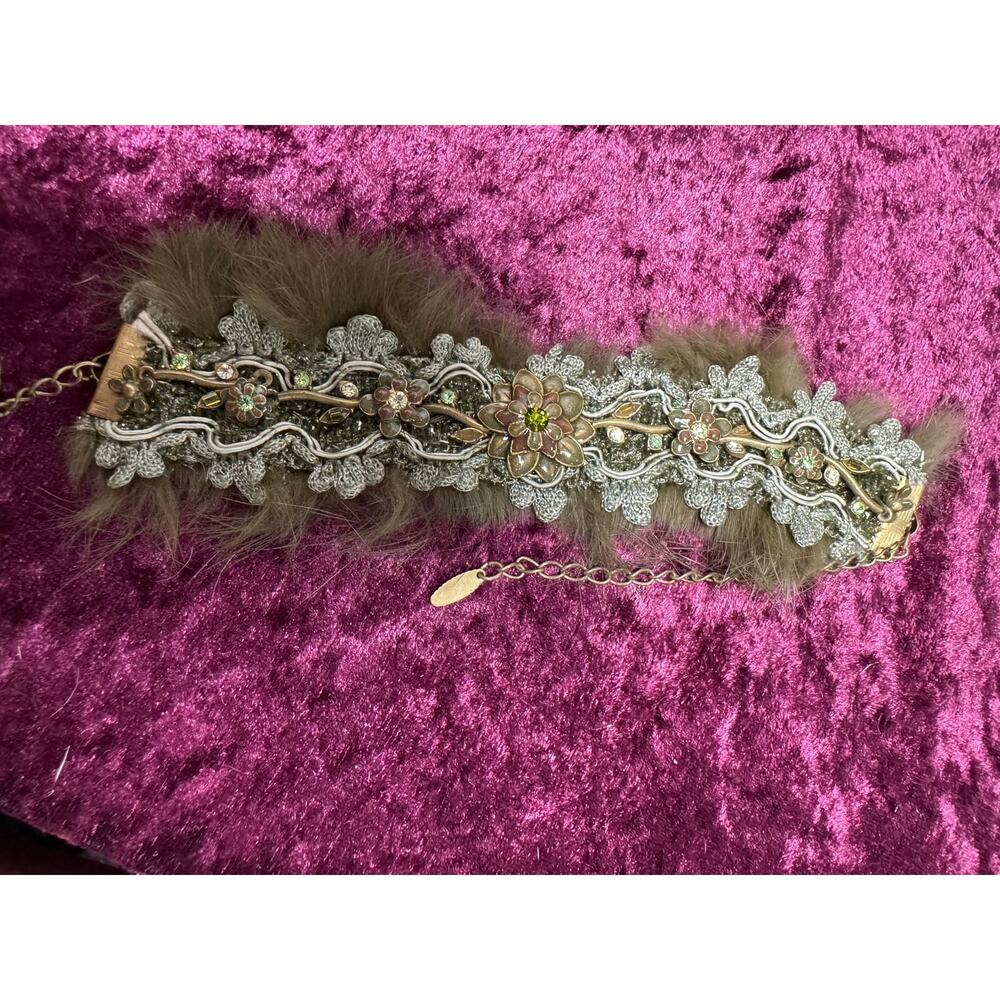 VCLM Bracelet / Chocker / Green / feathered